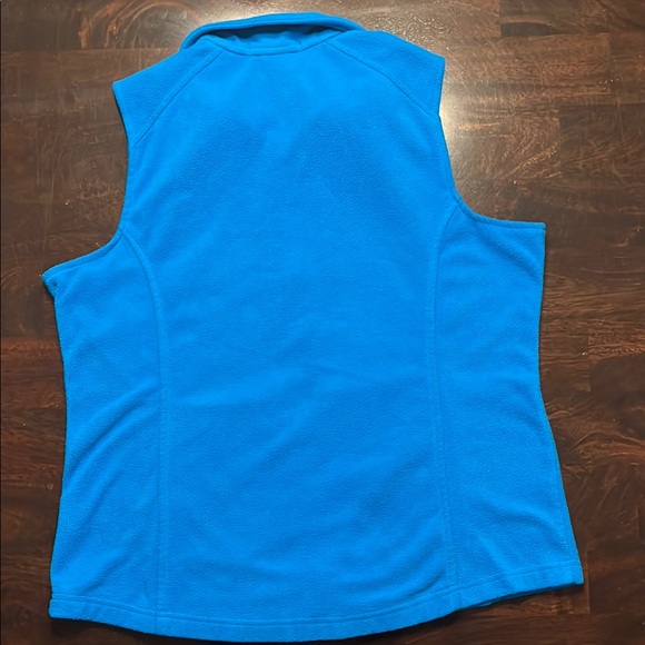Lands’ End Women's Blue Sleeveless Fleece Vest, Size Large (14-16) - Picture 10 of 10
